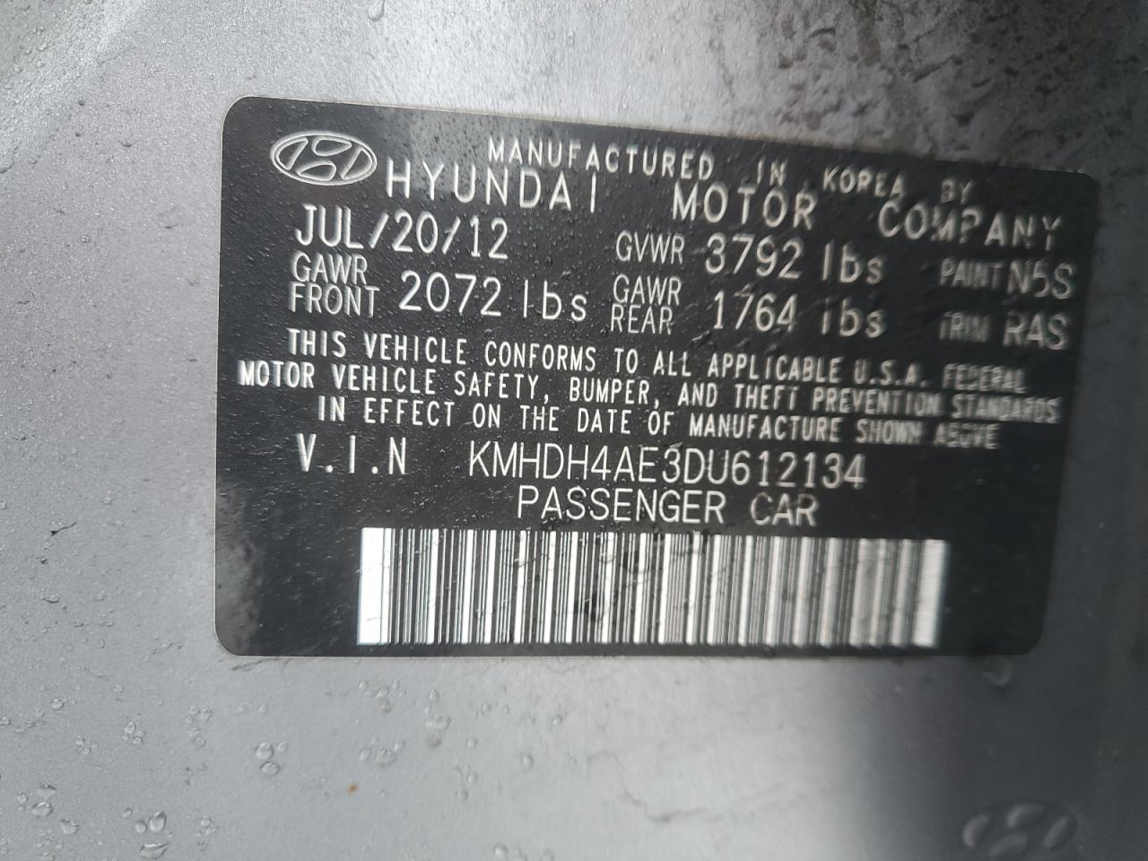 2013 Hyundai Elantra - Image 12