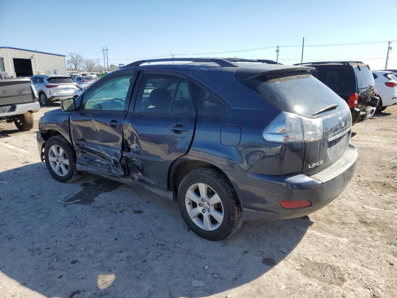 2005 Lexus RX - Image 2