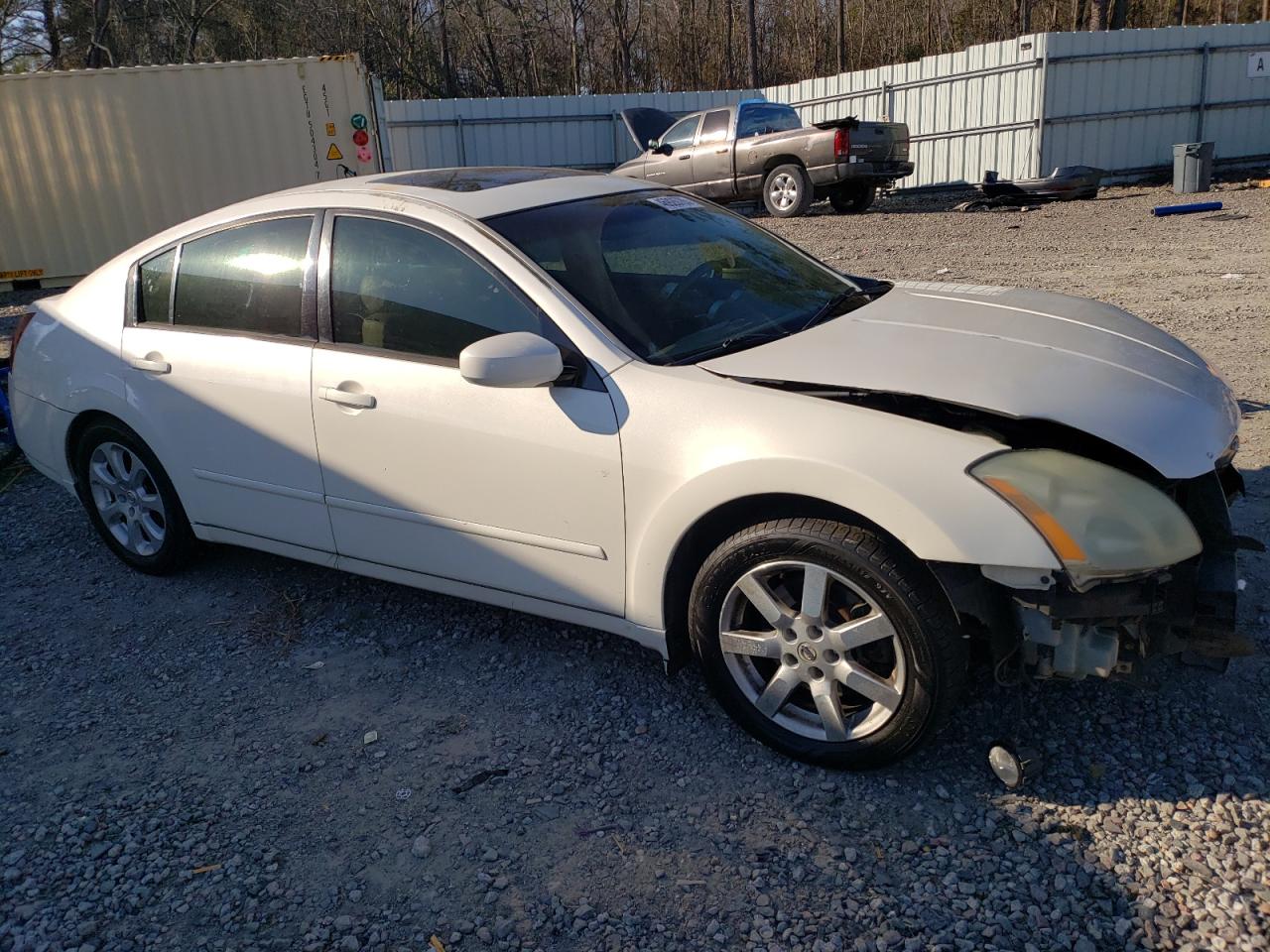2005 Nissan Maxima - Image 4