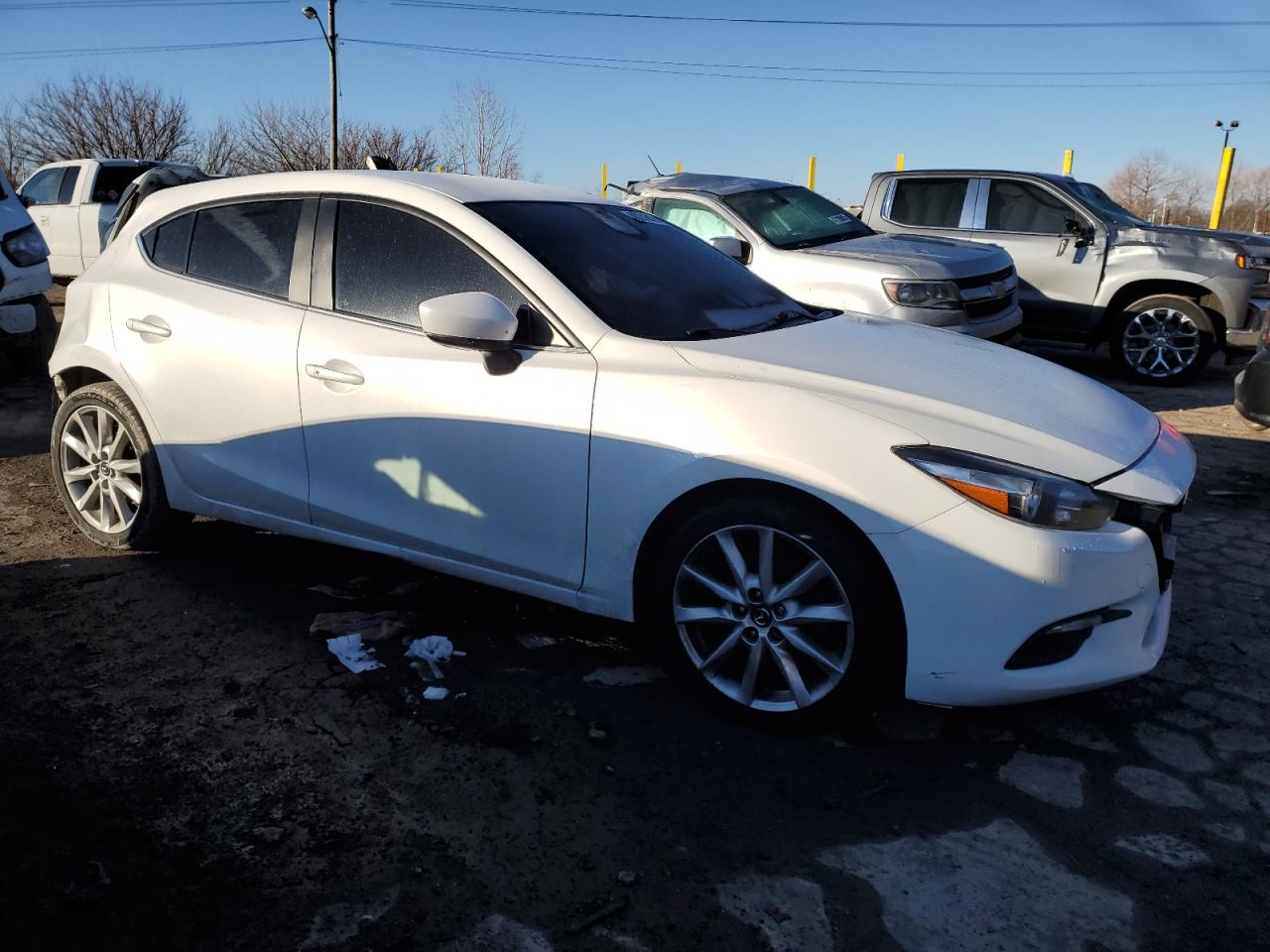 2017 Mazda 3 - Image 4