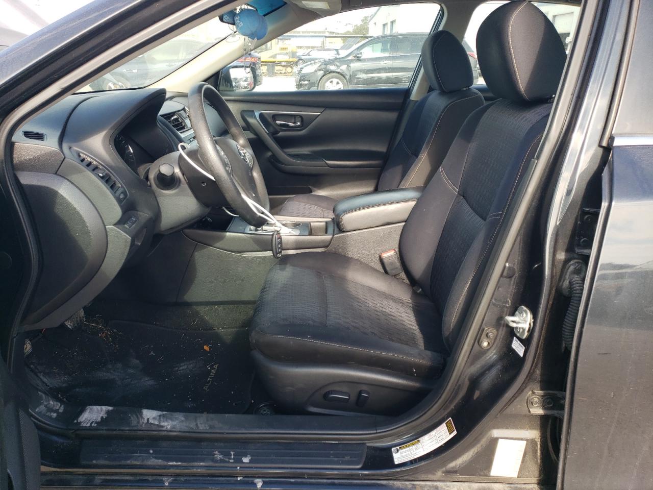 2016 Nissan Altima - Image 7