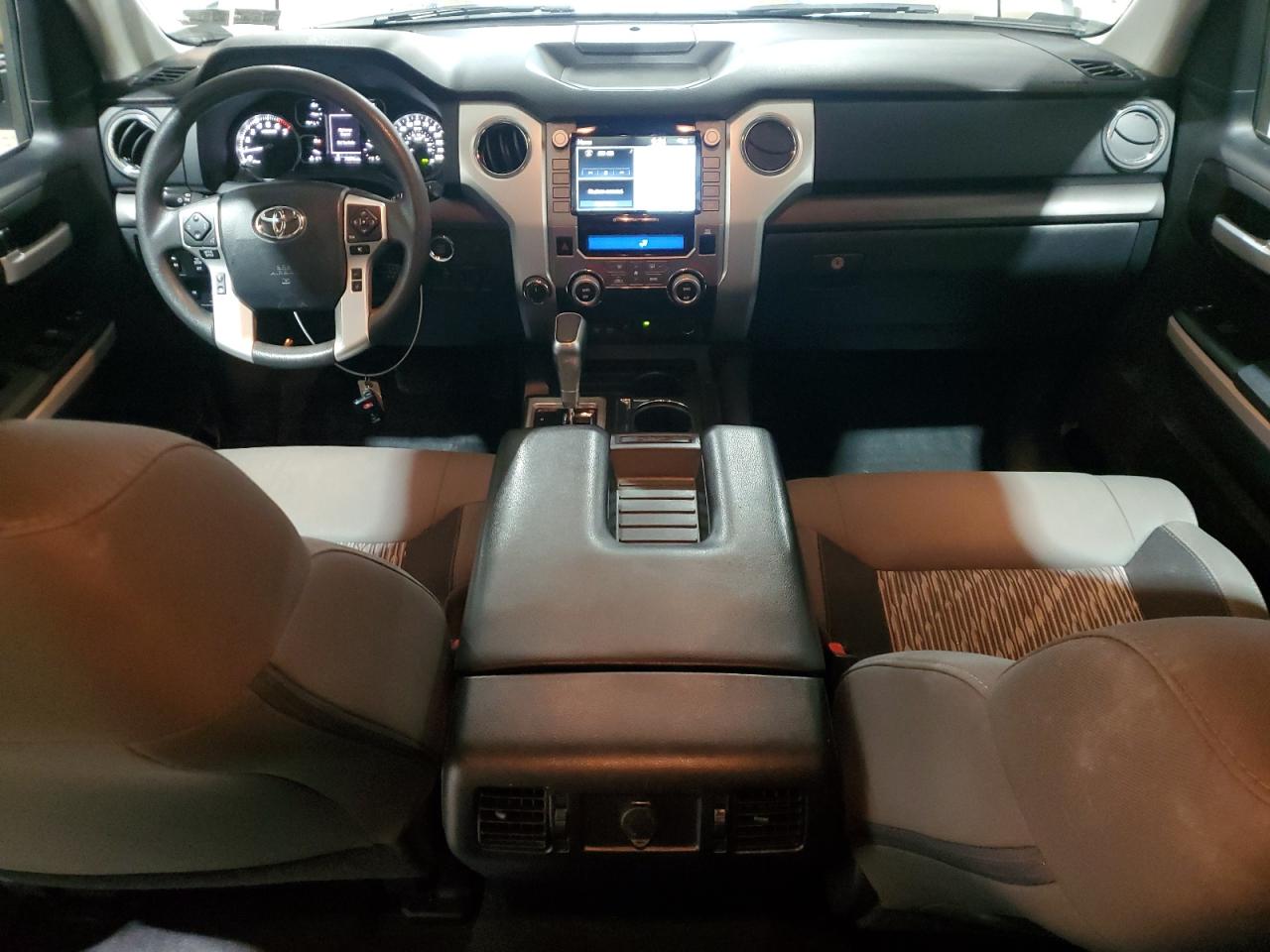 2020 Toyota Tundra - Image 8
