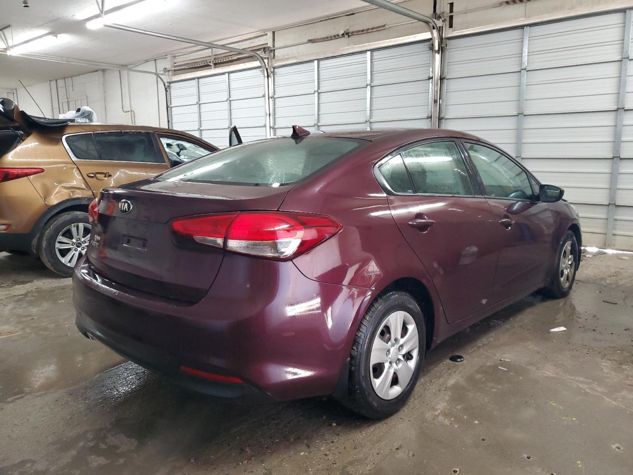 2017 Kia Forte - Image 3