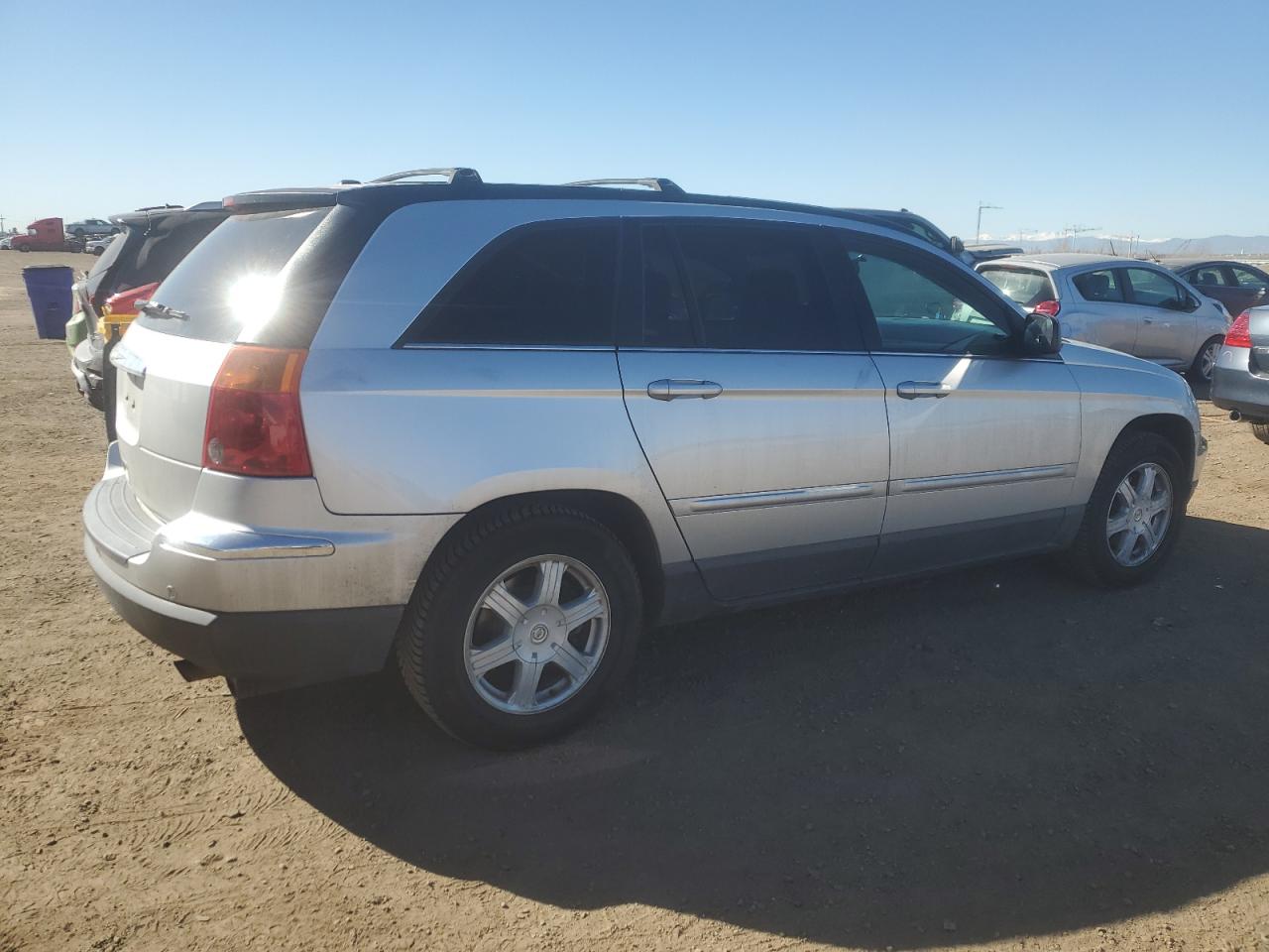 2006 Chrysler Pacifica - Image 3