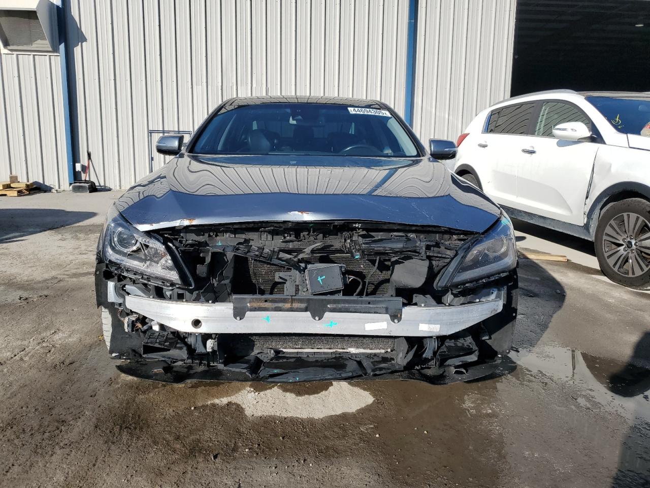 2015 Hyundai Genesis - Image 5