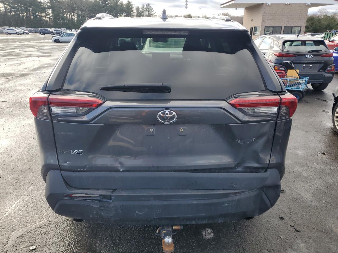 2019 Toyota RAV 4 - Image 6