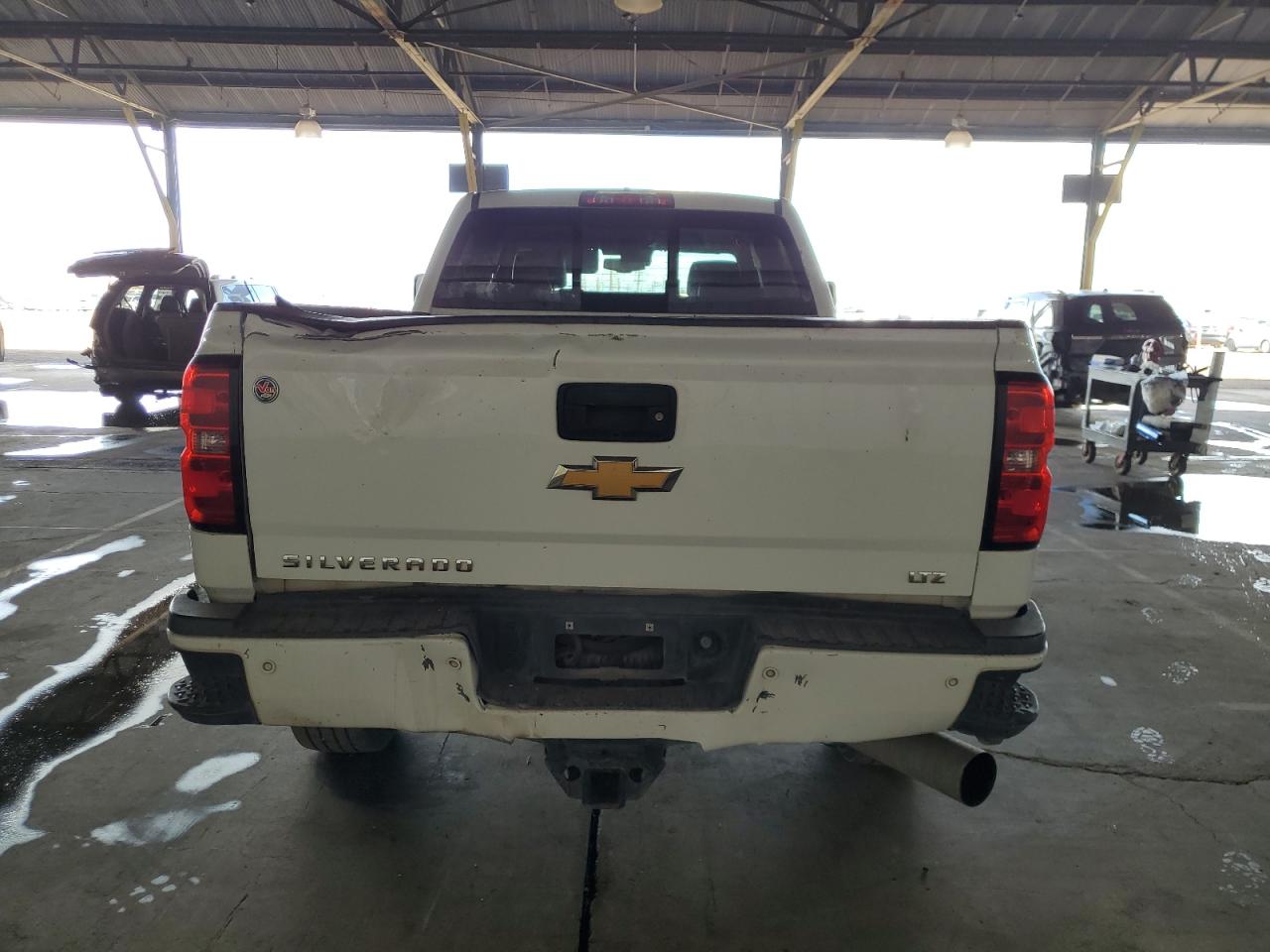2016 Chevrolet Silverado - Image 6