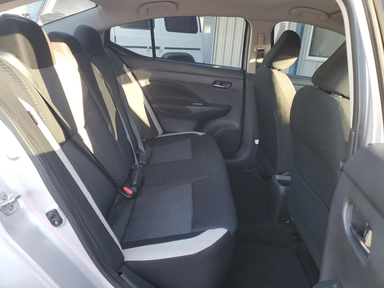 2021 Nissan Versa - Image 11