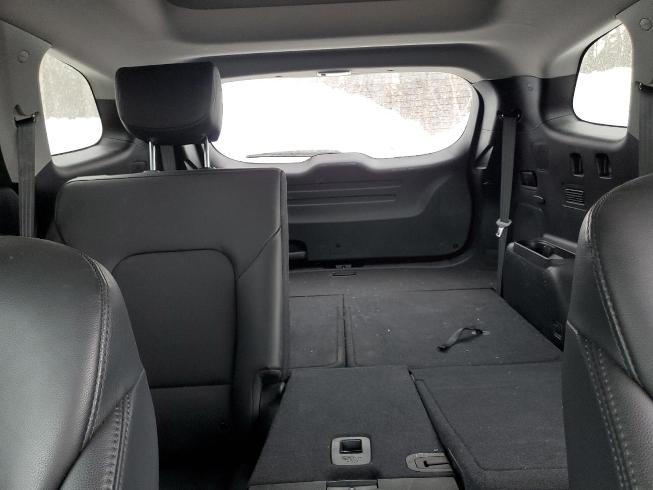 2018 Hyundai Santa Fe - Image 10