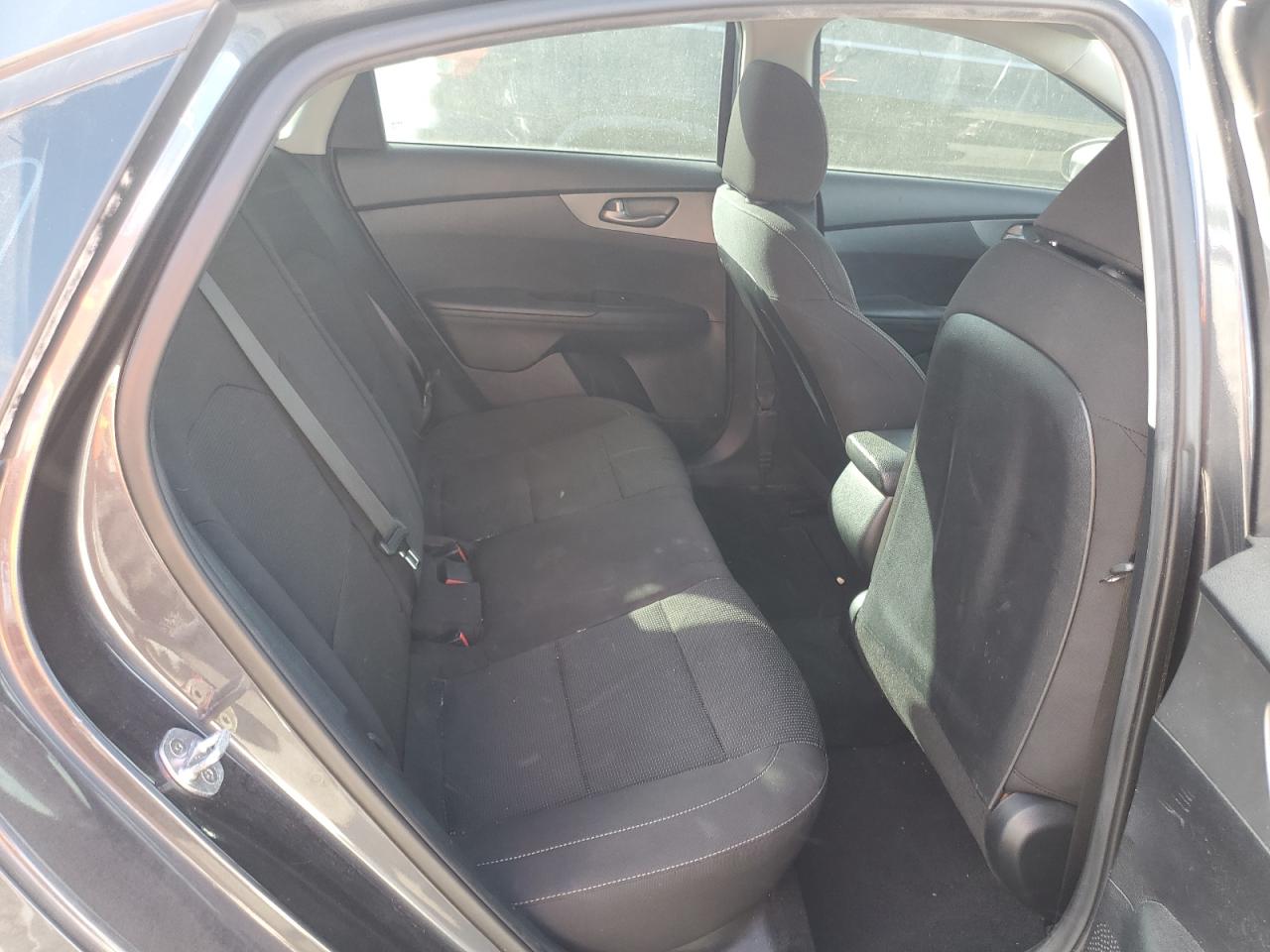 2019 Kia Forte - Image 10