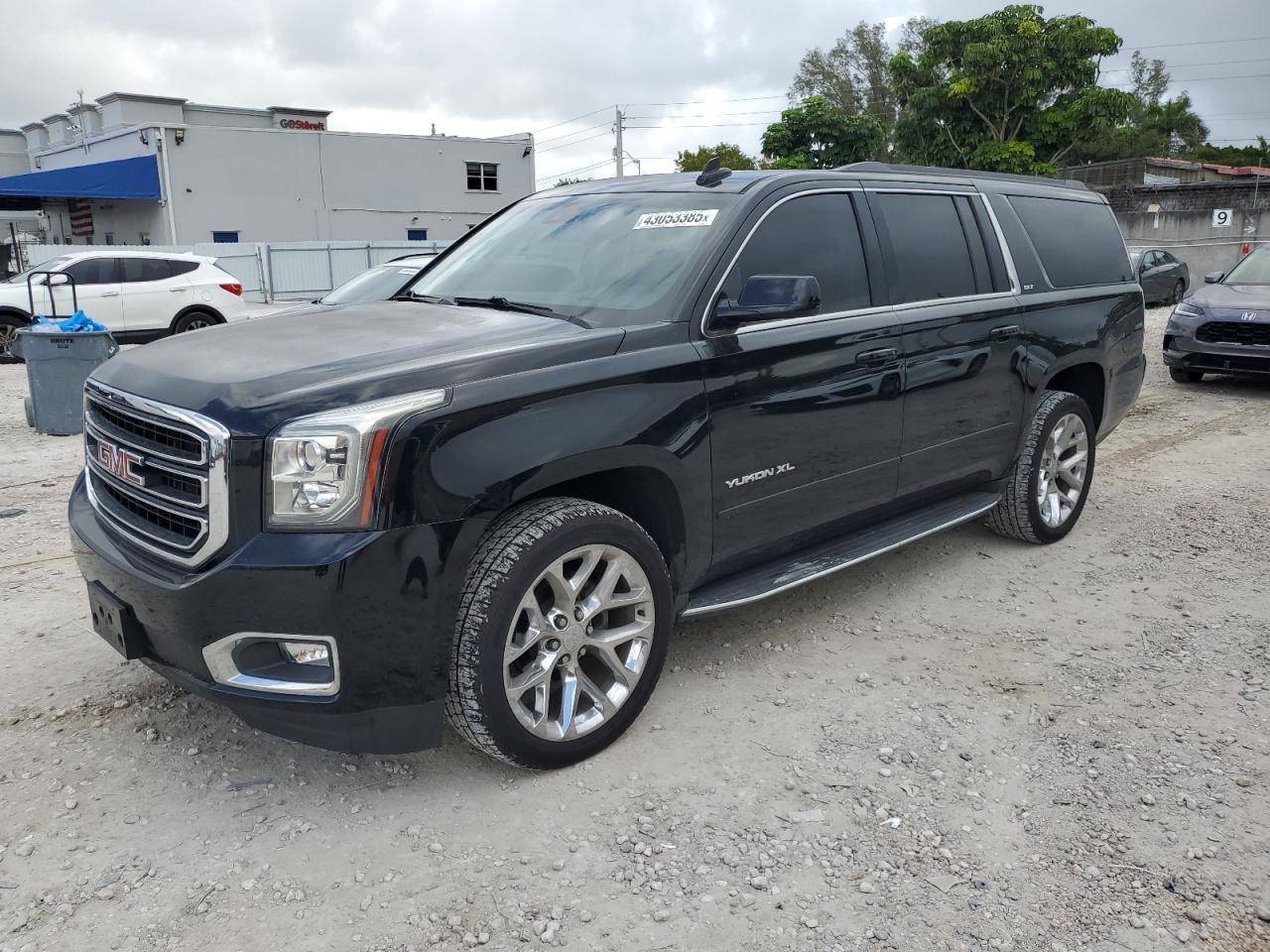 2016 GMC Yukon - Image 1