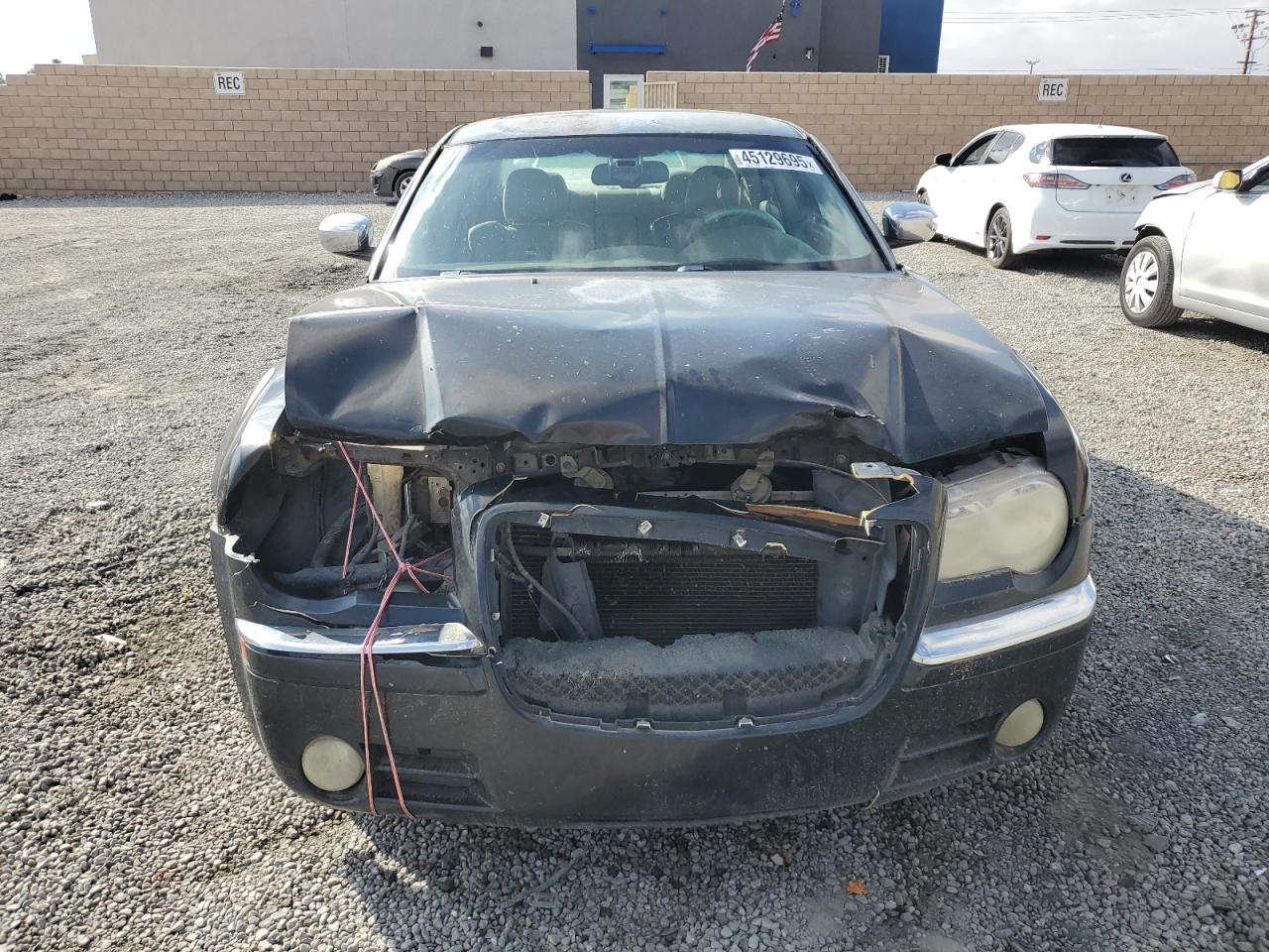 2007 Chrysler 300 - Image 5