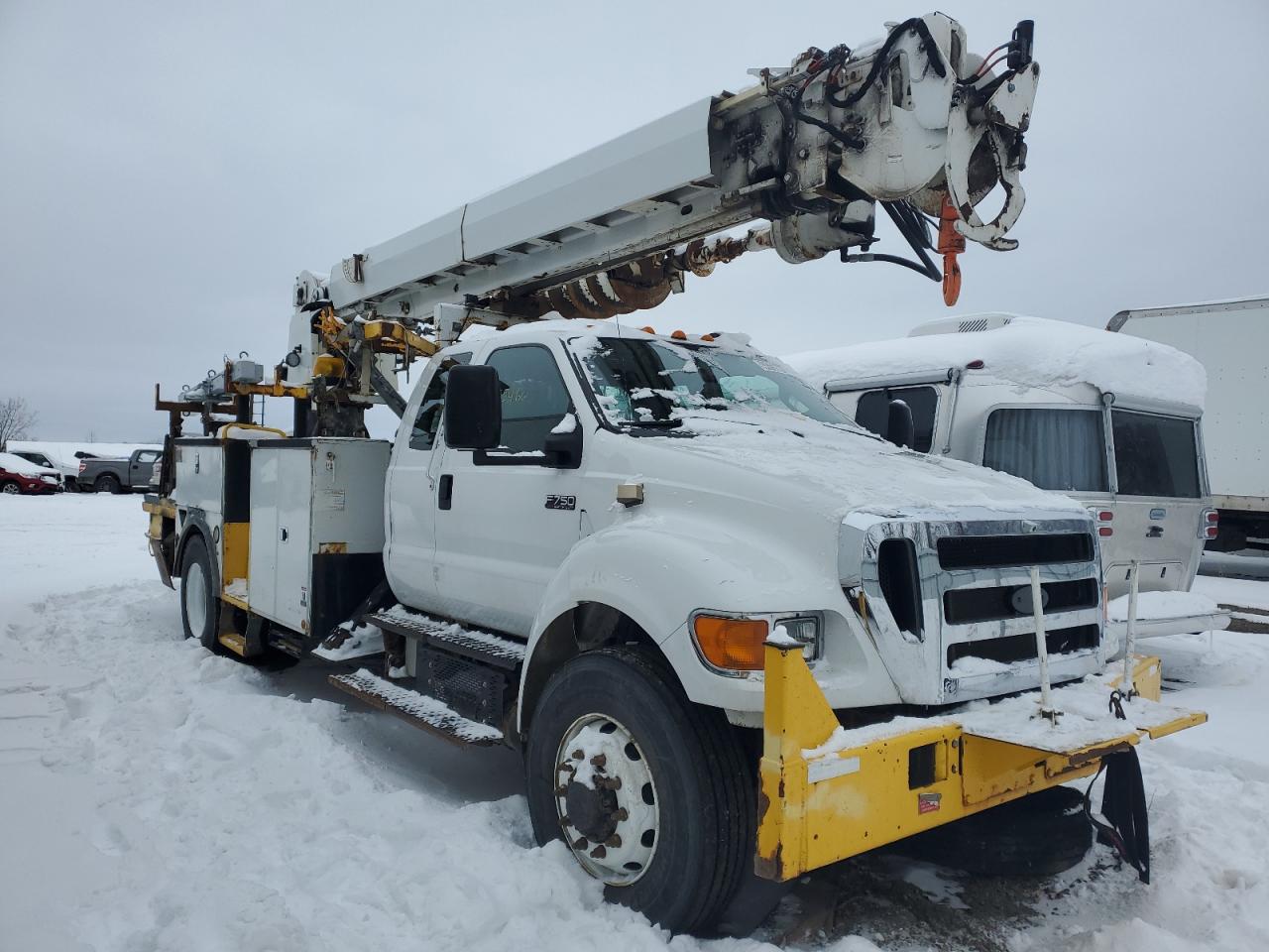 2012 Ford F750 Super Duty na sprzedaż w Davison, MI - Side