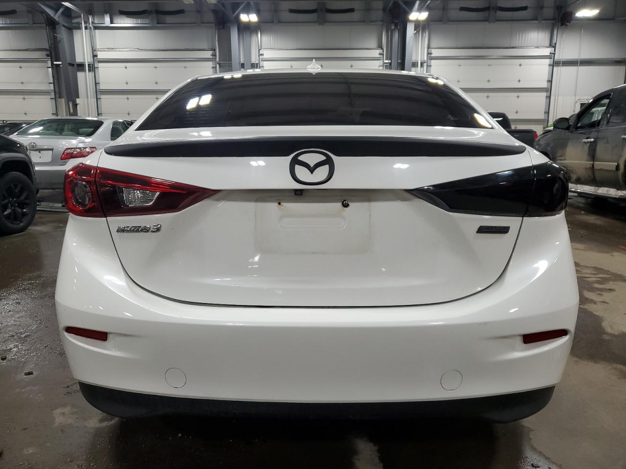 2015 Mazda 3 - Image 6