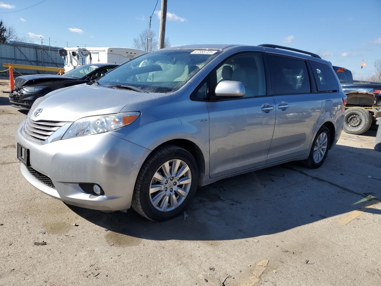 2017 Toyota Sienna - Image 1