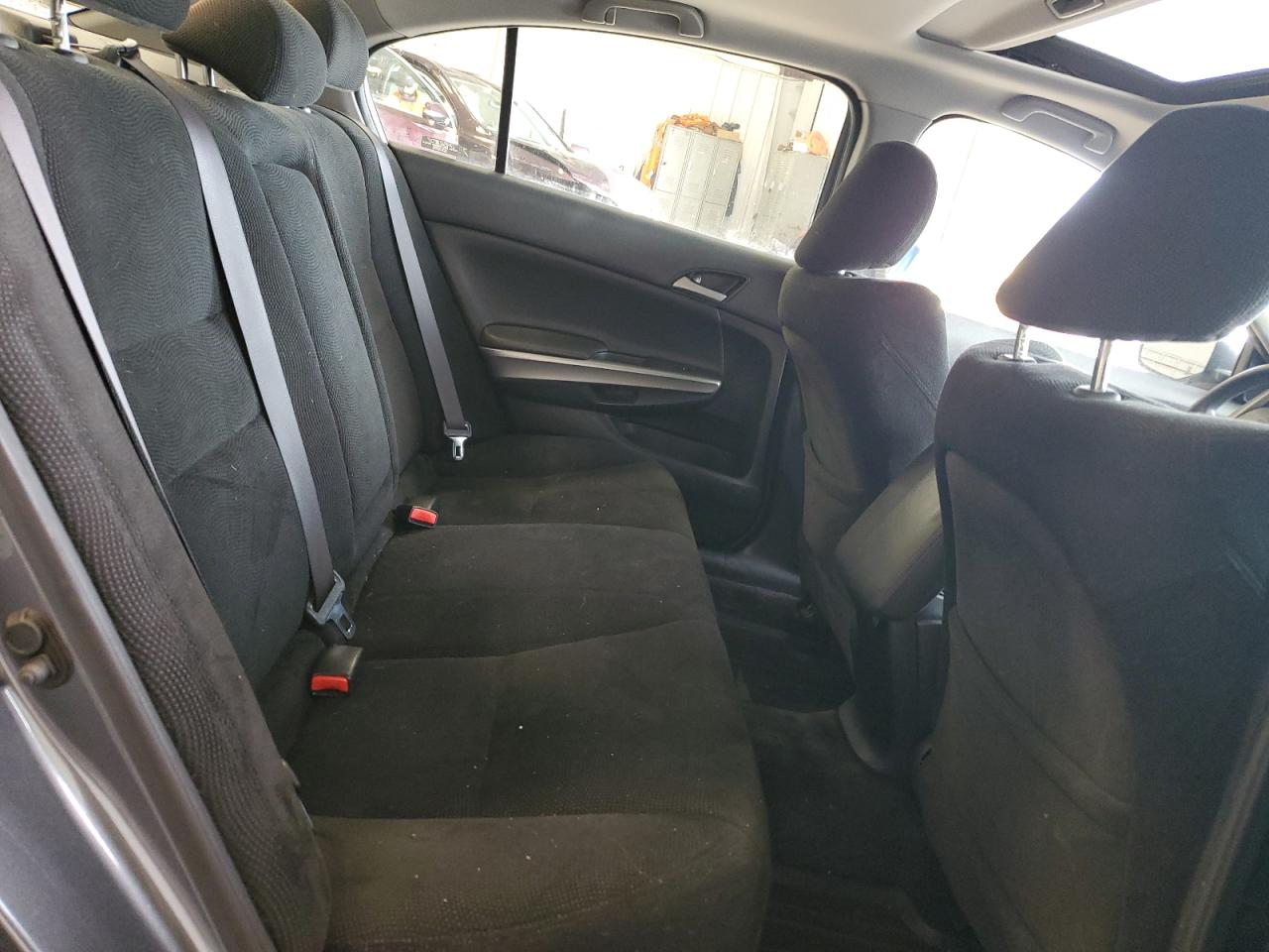 2009 Honda Accord - Image 10