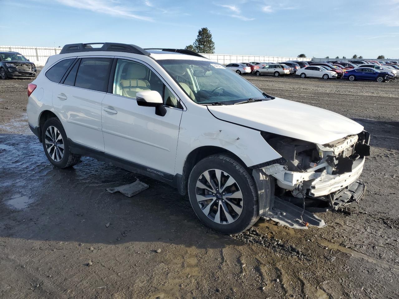2016 Subaru Outback - Image 4