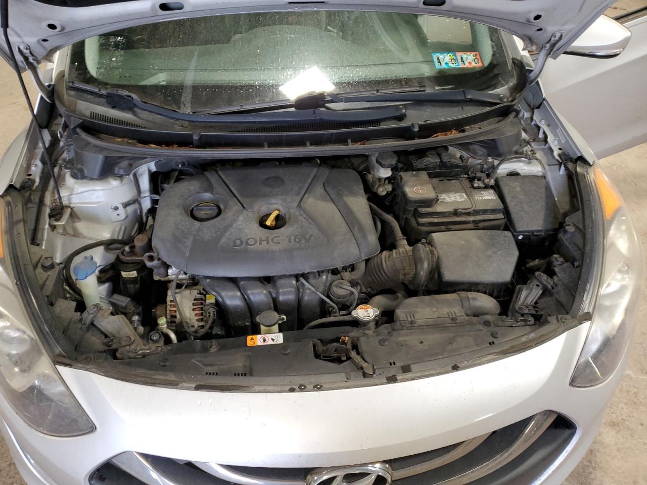 2013 Hyundai Elantra - Image 11