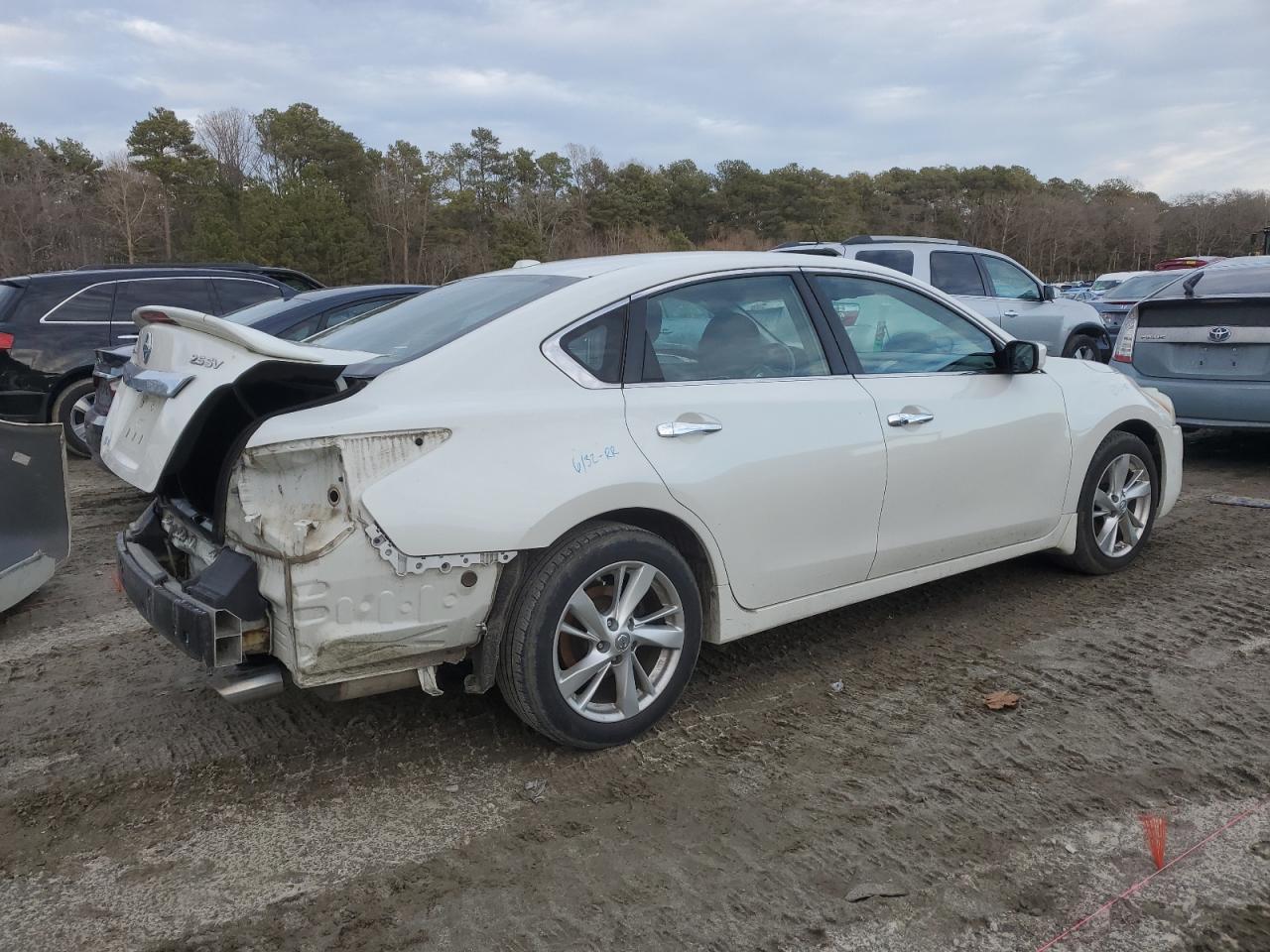 2013 Nissan Altima - Image 3