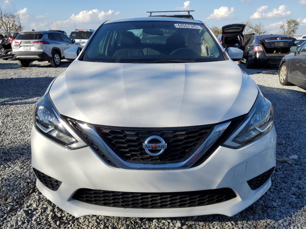 2017 Nissan Sentra - Image 5