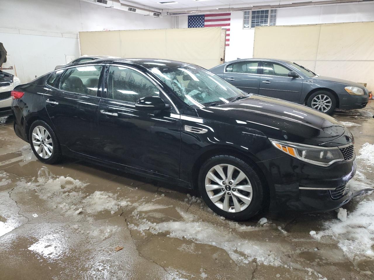 2016 Kia Optima - Image 4