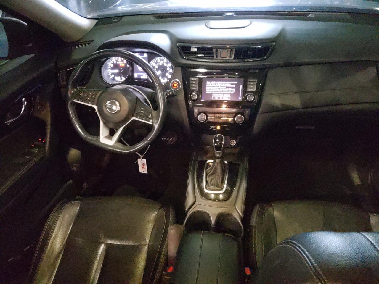 2018 Nissan Rogue - Image 8