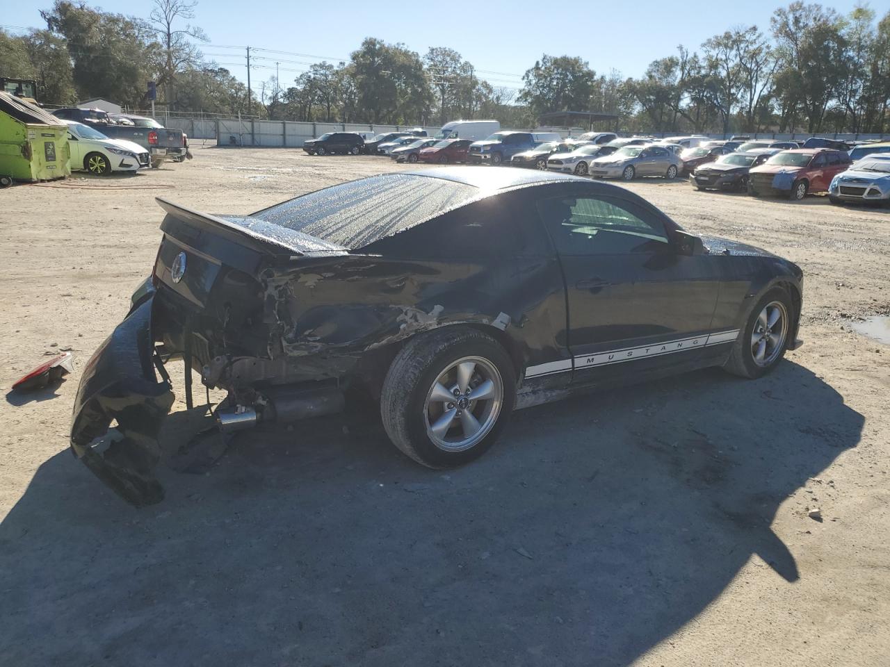 2007 Ford Mustang - Image 3