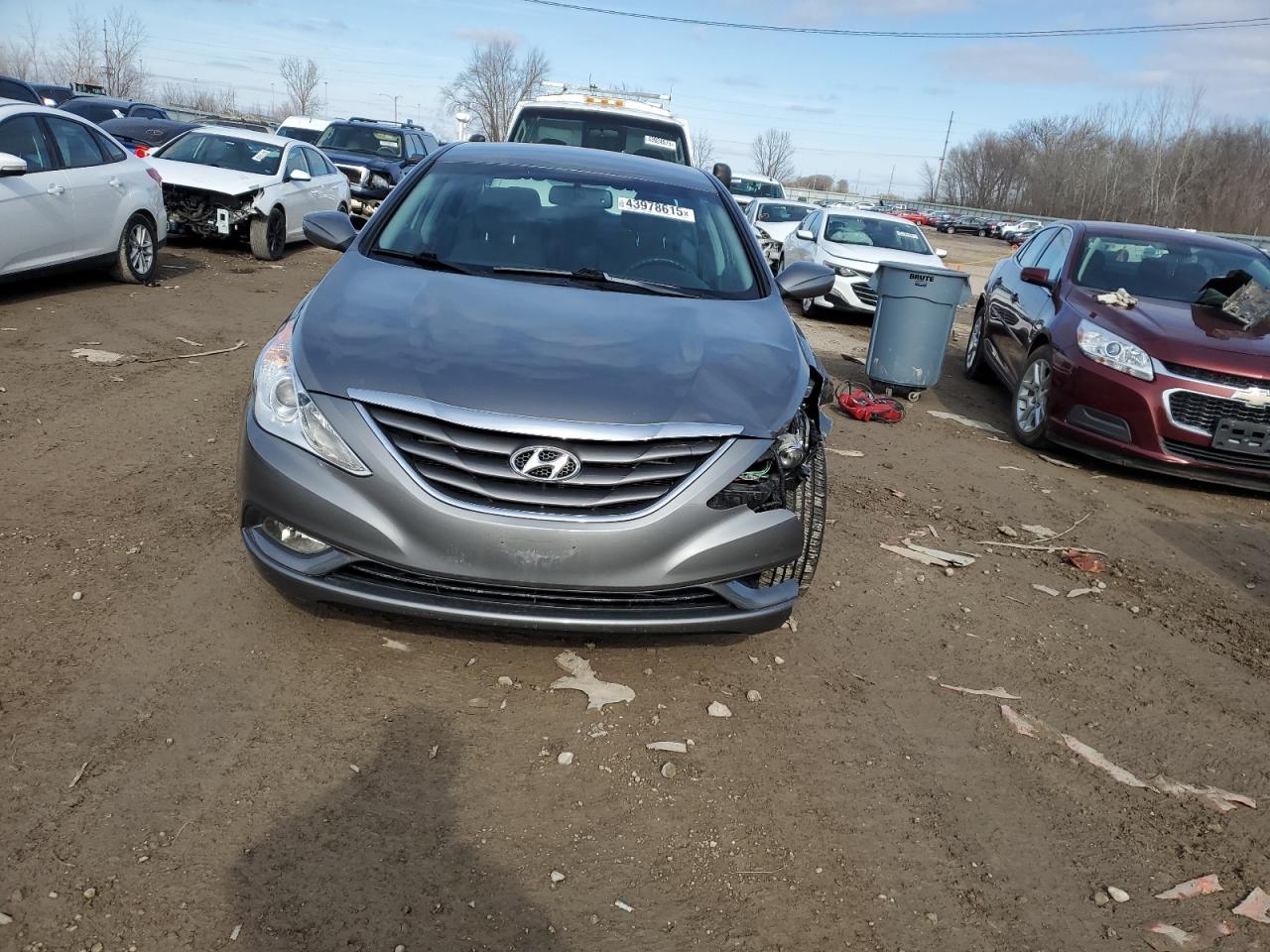2013 Hyundai Sonata - Image 5