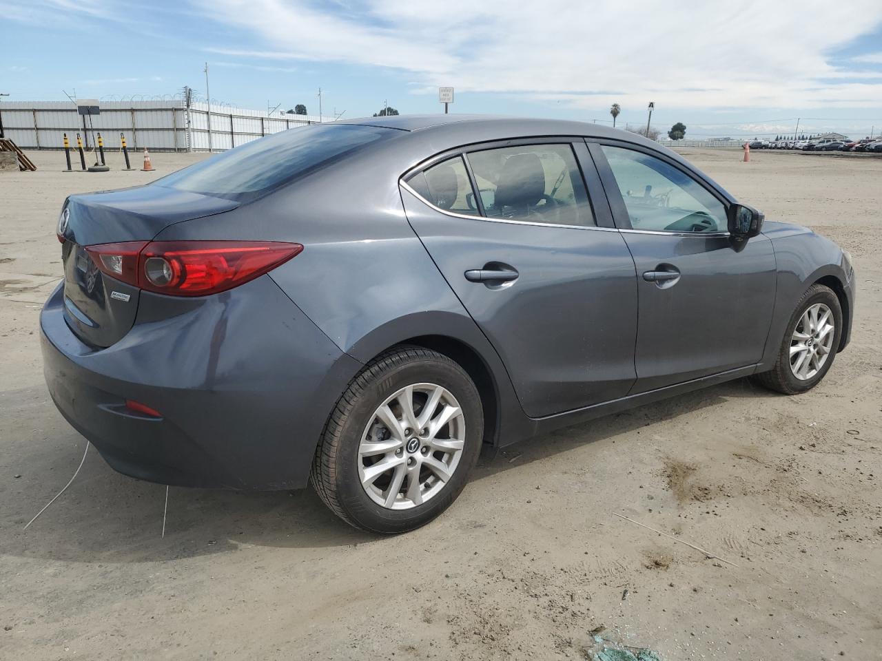 2016 Mazda 3 - Image 3