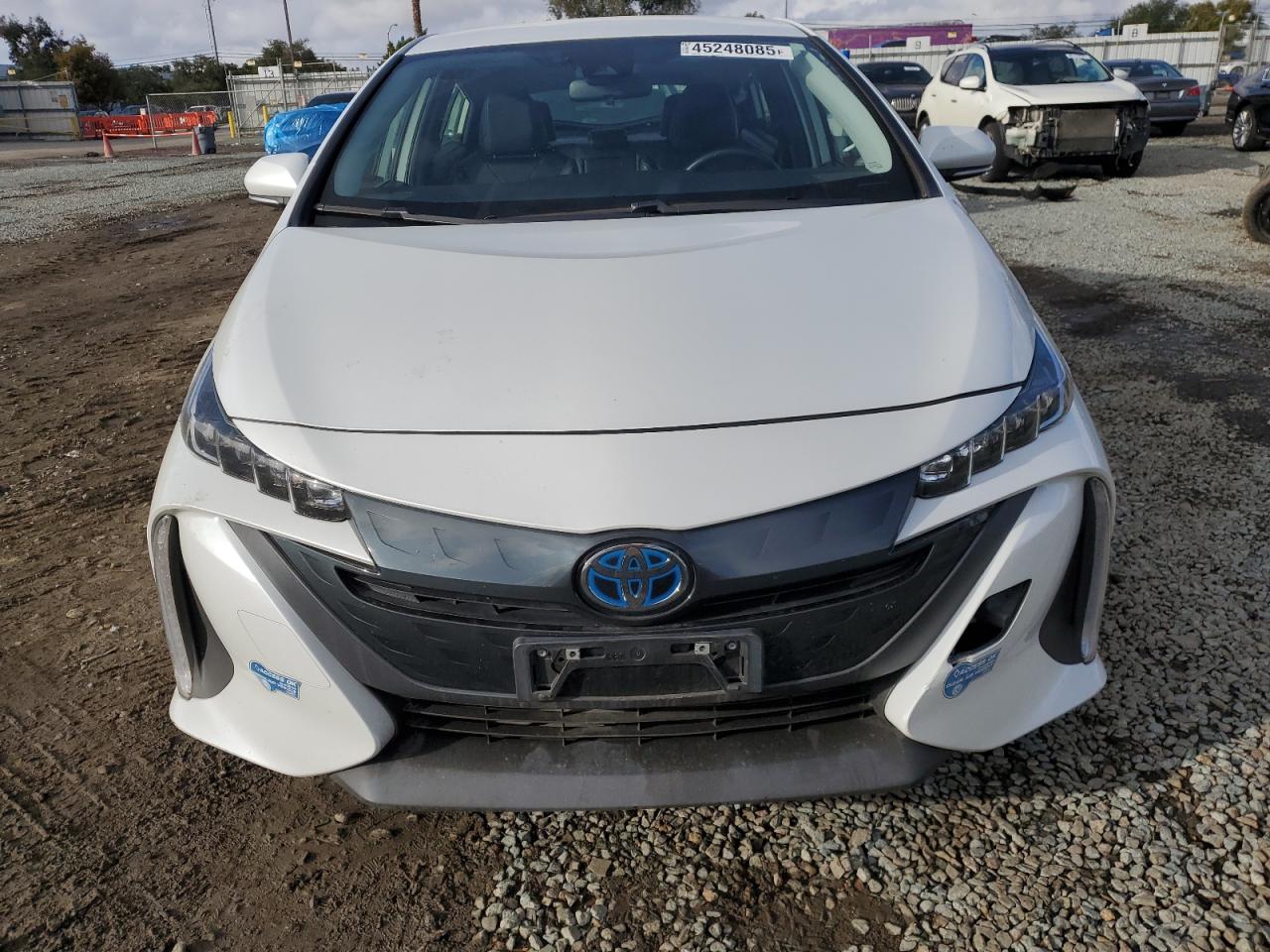 2021 Toyota Prius - Image 5