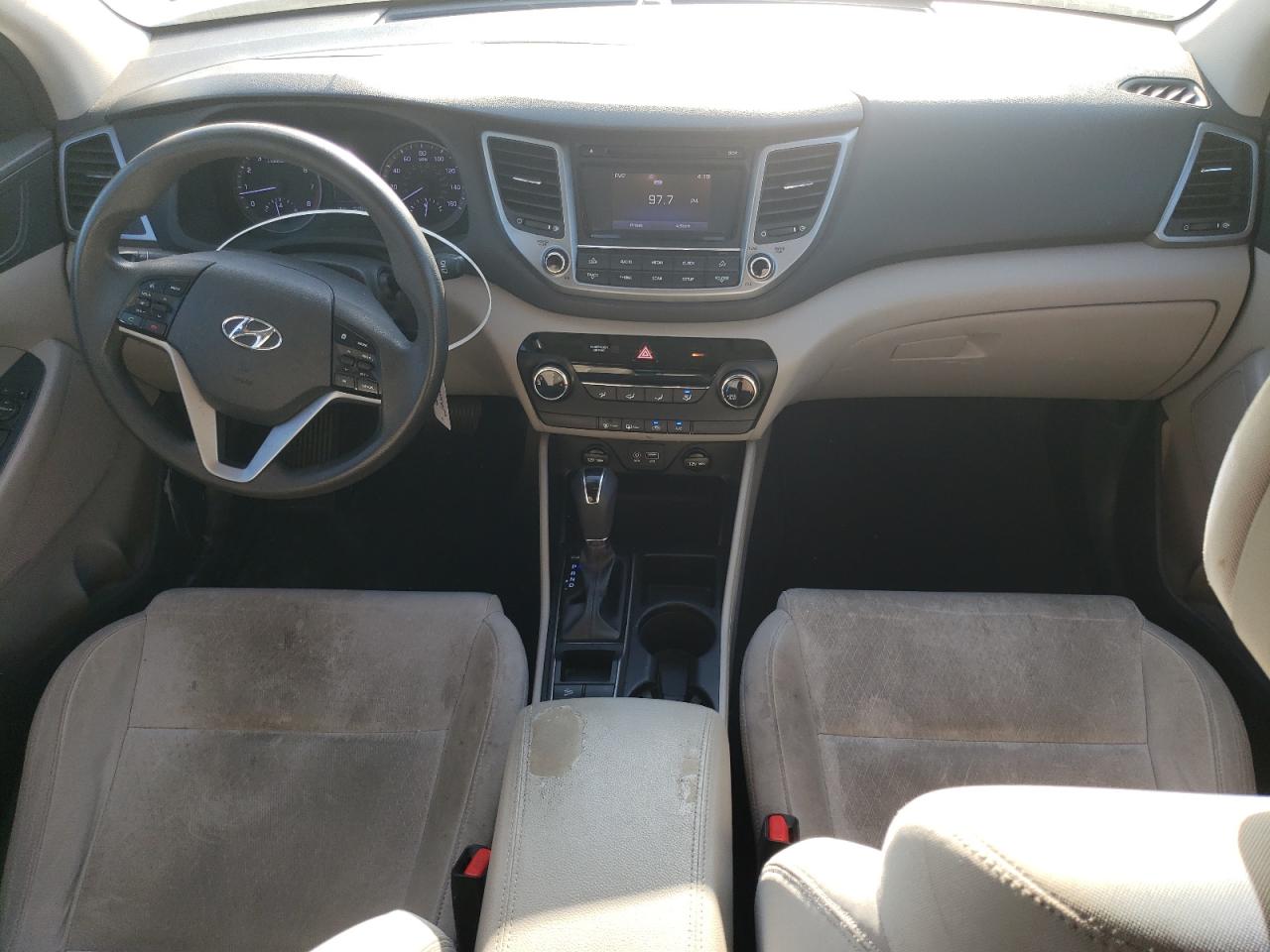 2017 Hyundai Tucson - Image 8