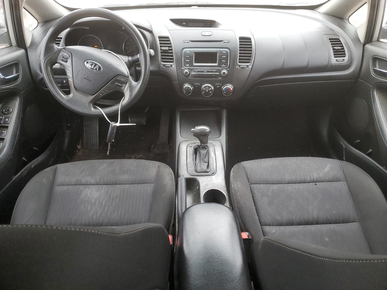 2016 Kia Forte - Image 8