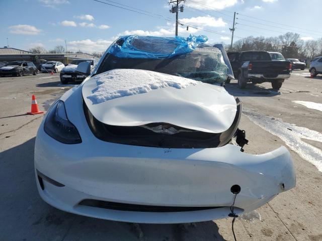  TESLA MODEL Y 2023 Белый