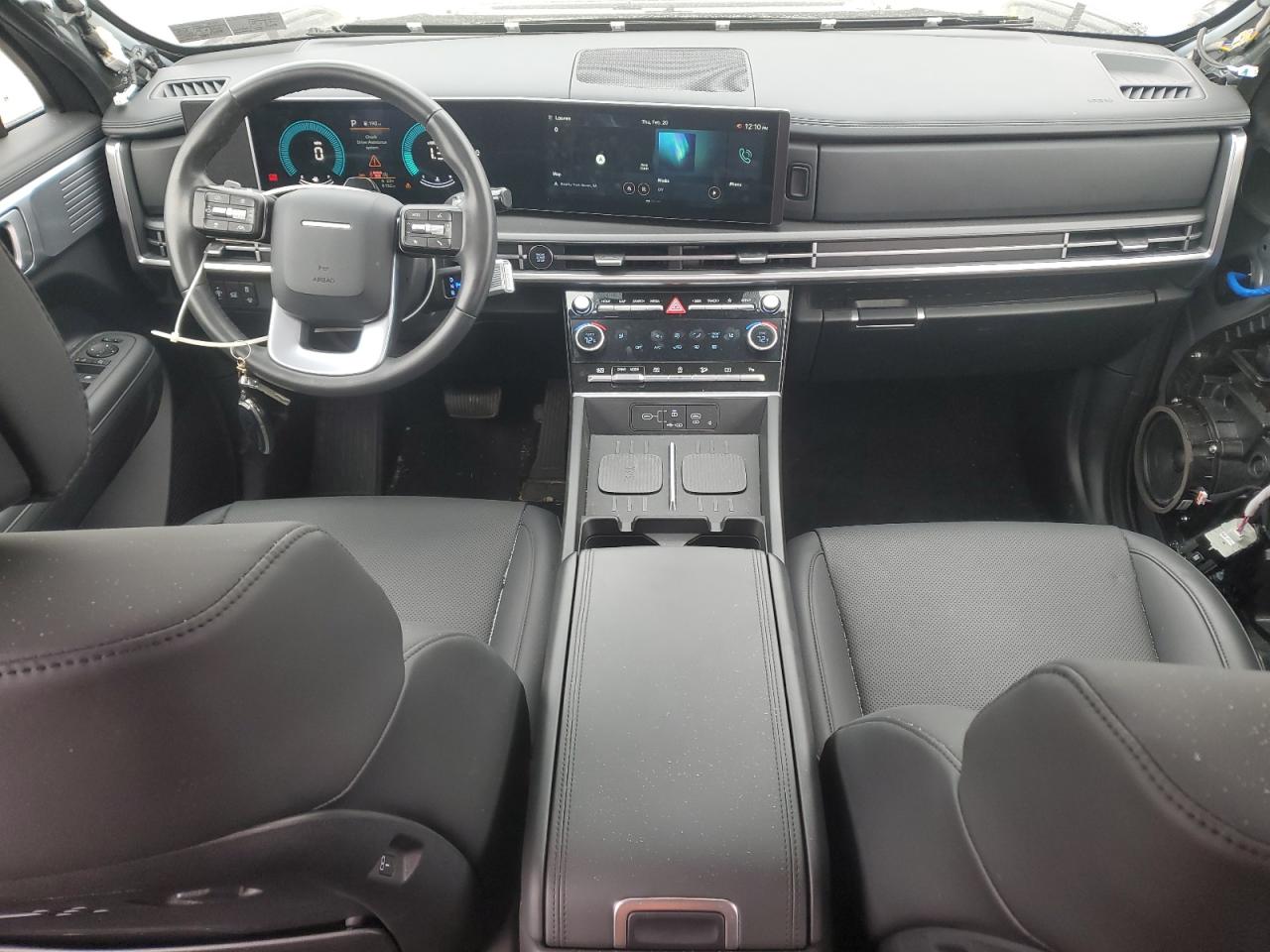 2024 Hyundai Santa Fe - Image 8