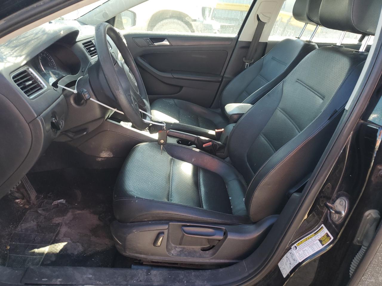 2014 Volkswagen Jetta - Image 7