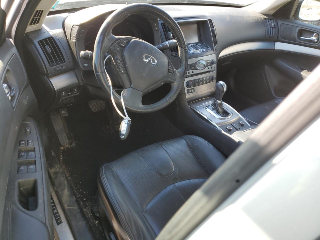 2013 Infiniti G - Image 8
