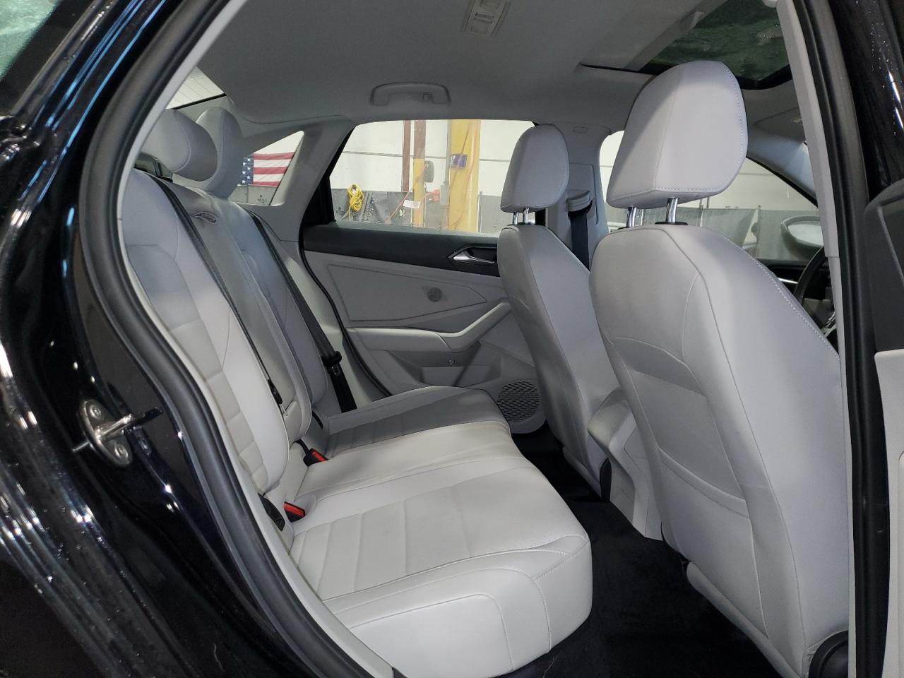 2021 Volkswagen Jetta - Image 10