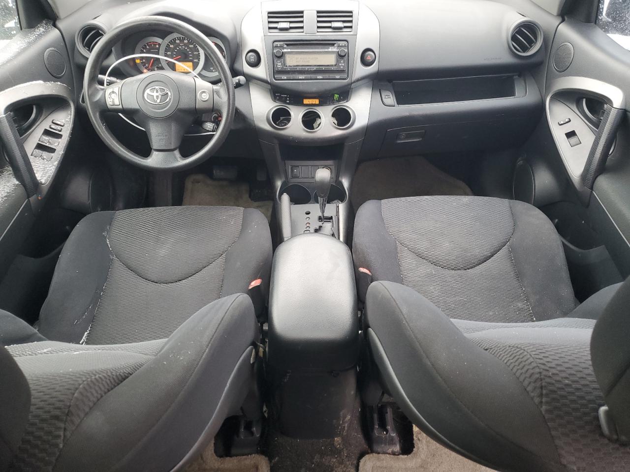 2012 Toyota RAV 4 - Image 8