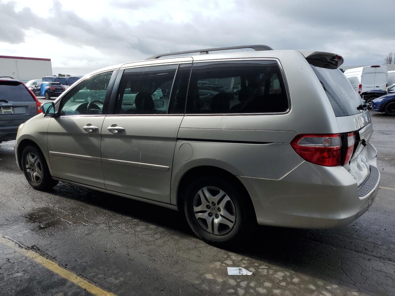 2007 Honda Odyssey - Image 2
