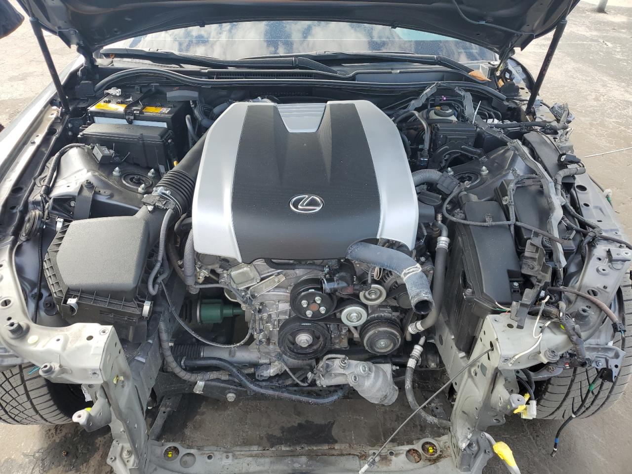 2021 Lexus IS - Image 11