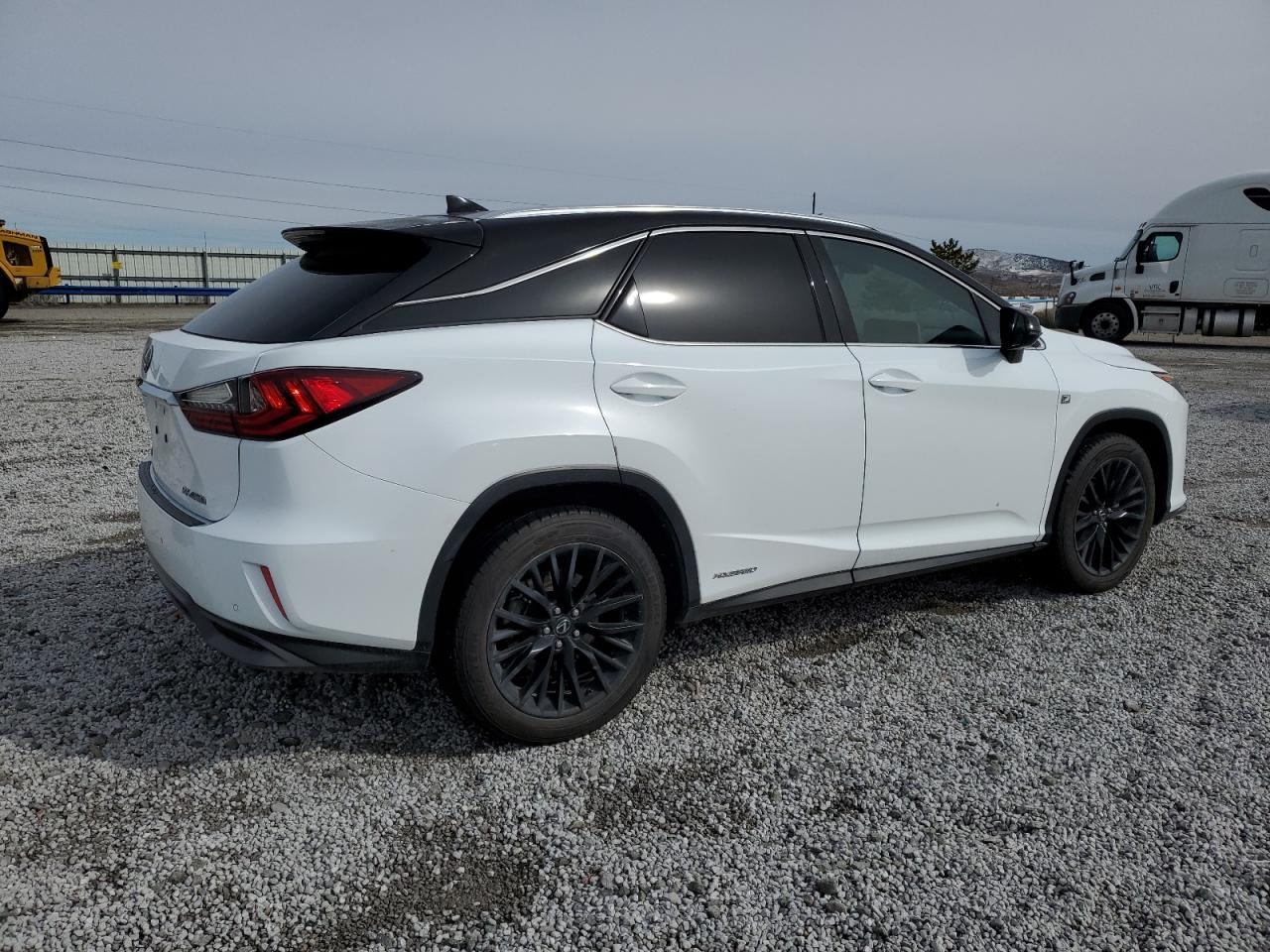 2018 Lexus RX - Image 3