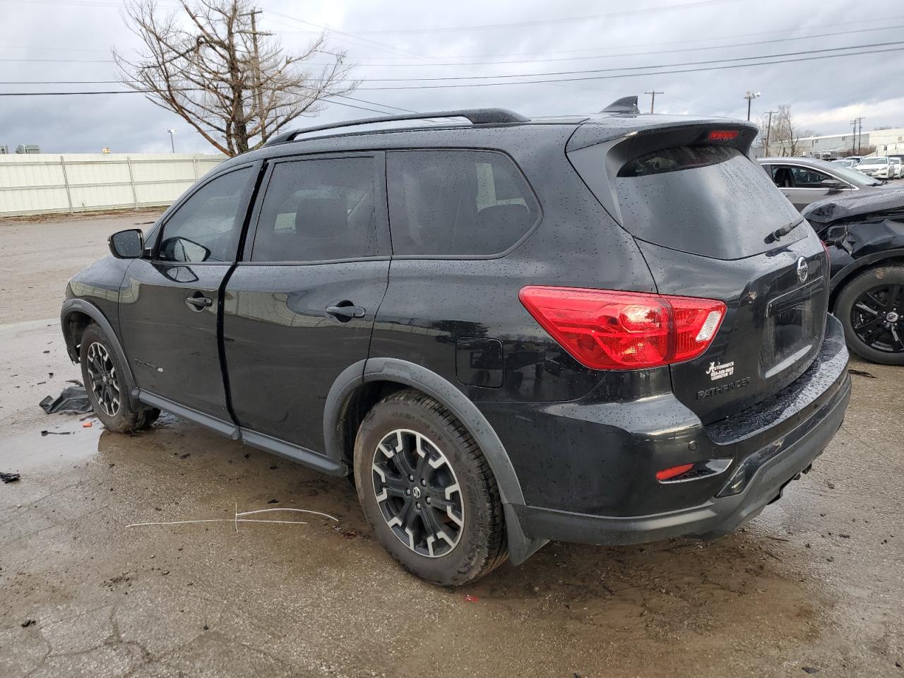 2019 Nissan Pathfinder - Image 2