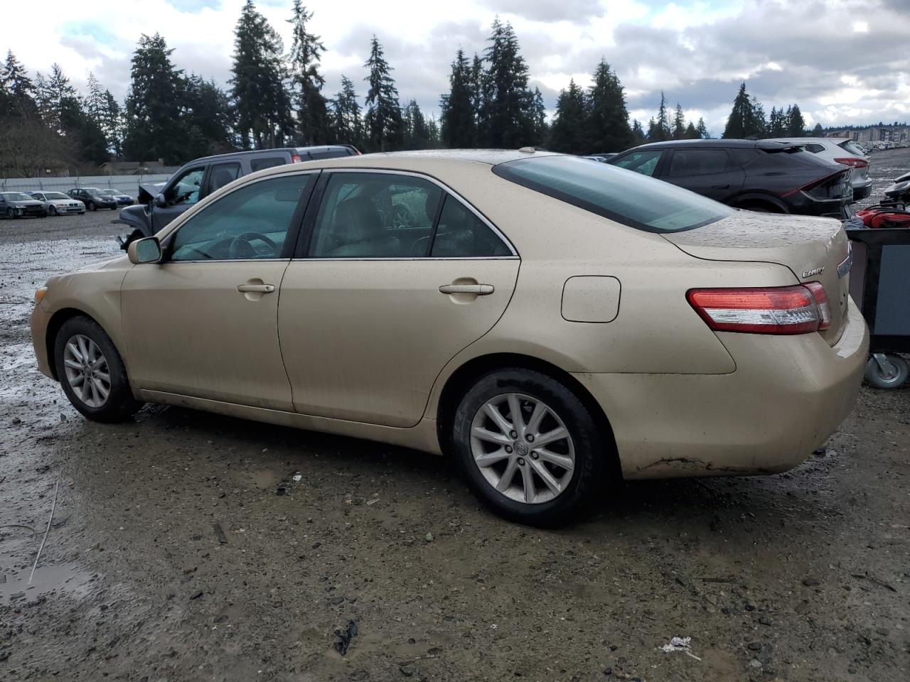 2010 Toyota Camry - Image 2