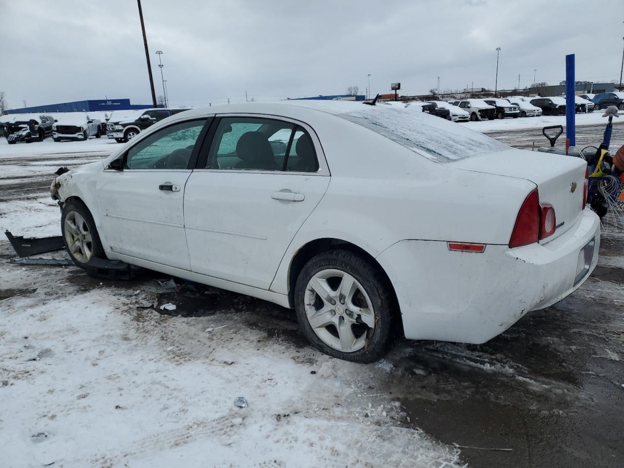 2010 Chevrolet Malibu - Image 2