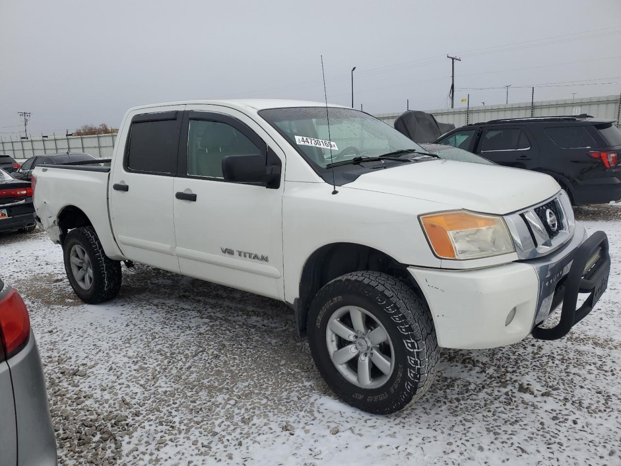 2010 Nissan Titan - Image 4