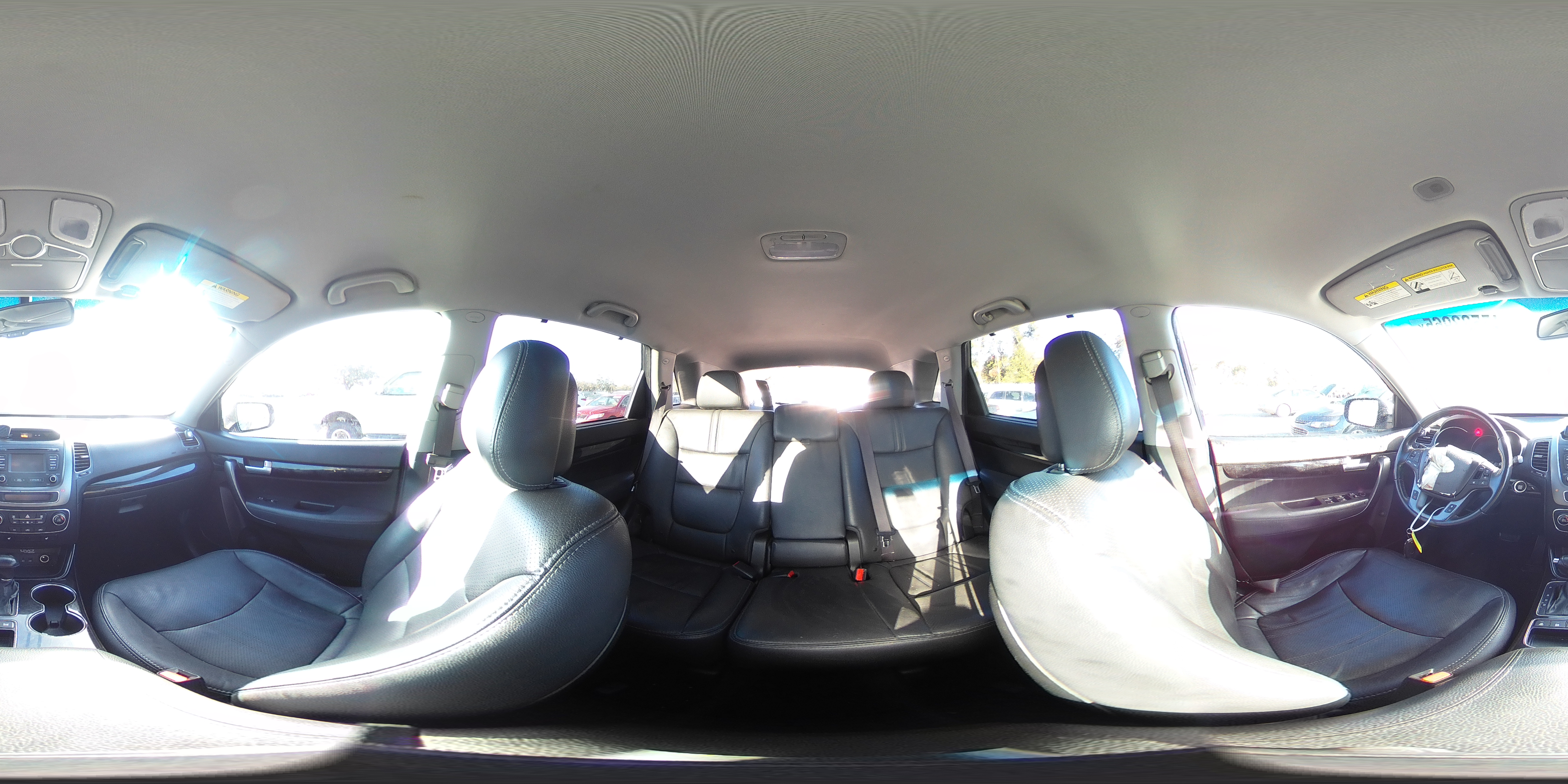 2015 Kia Sorento - Image 13