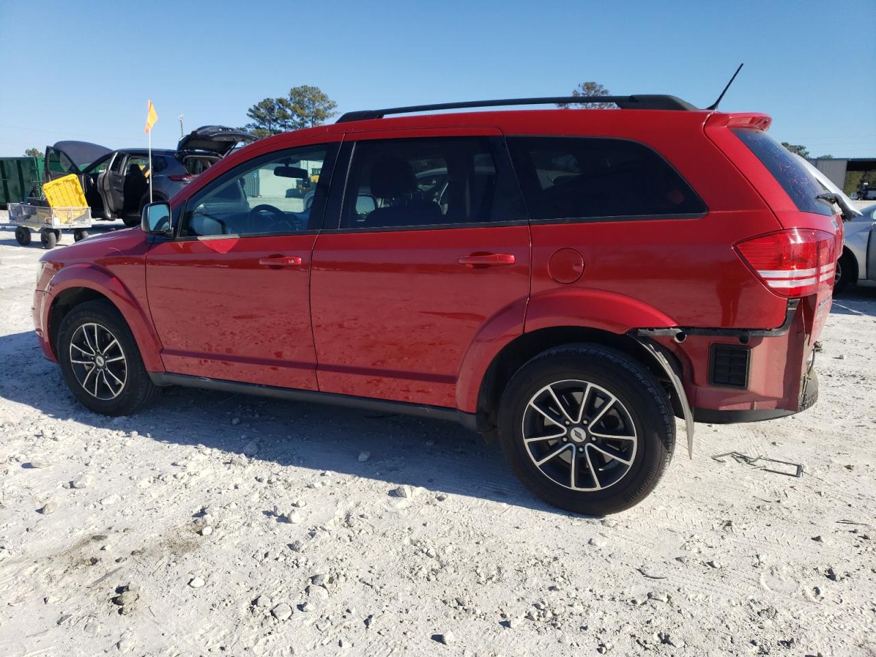 2018 Dodge Journey - Image 2