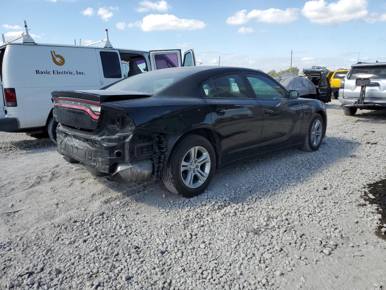 2016 Dodge Charger - Image 3