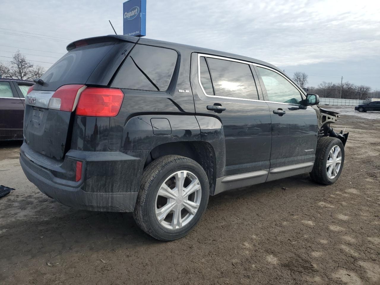 2017 GMC Terrain - Image 3