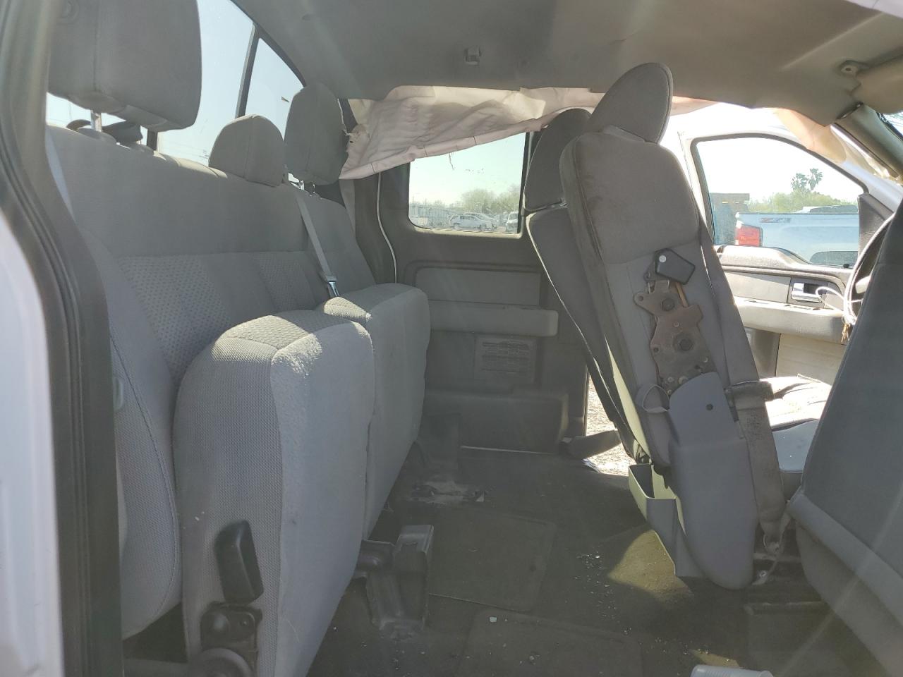 2013 Ford F-150 - Image 10